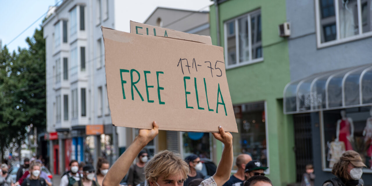 31.3. Vorabenddemo zum letzten Prozesstag #FreeElla