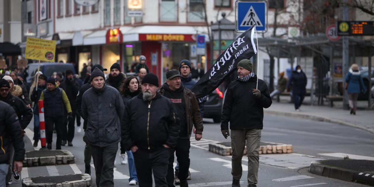 <a href="https://antifa63x.noblogs.org/post/2023/01/22/derzeitige-proteste-von-aschaffenburg-steht-auf-co/">Derzeitige Proteste von ‚Aschaffenburg steht auf‘ & Co</a>