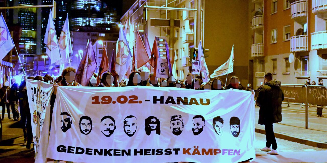 Kraftvolle Vorabenddemo zum Hanau-Jahrestag