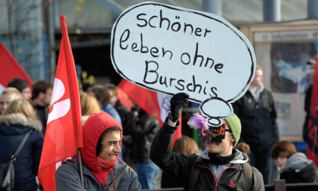 Versuchter Totschlag nach Protest gegen rechte Musik – Mutmaßlicher Täter aus Hessen