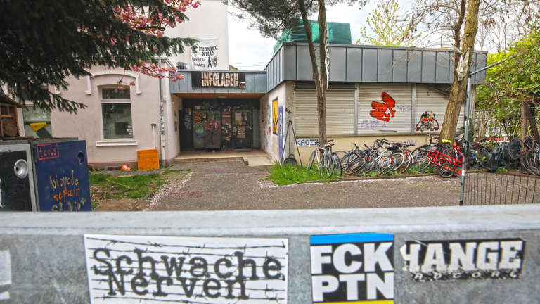 Brandanschlag auf Kulturzentrum AK44 in Gießen durch Burschis verhindert