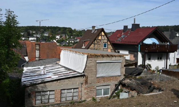 Rechtsterrorprozess: Haftstrafen für Familie Frankenbach