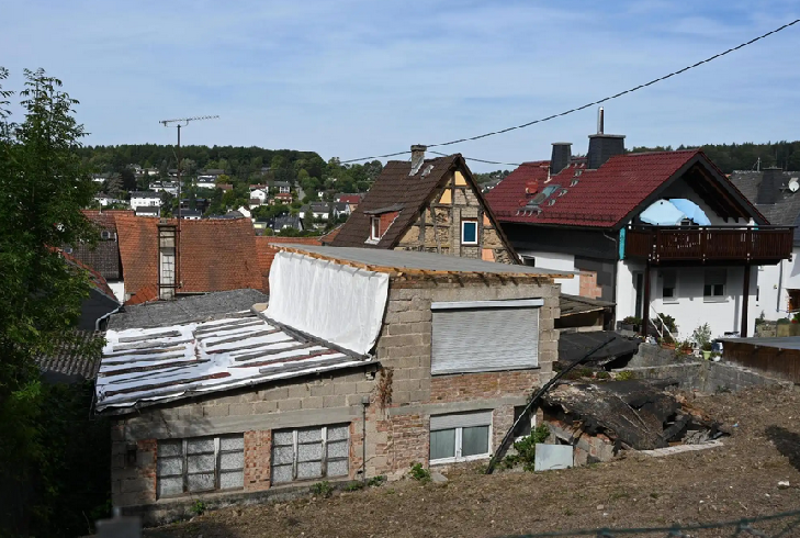 Rechtsterrorprozess: Haftstrafen für Familie Frankenbach