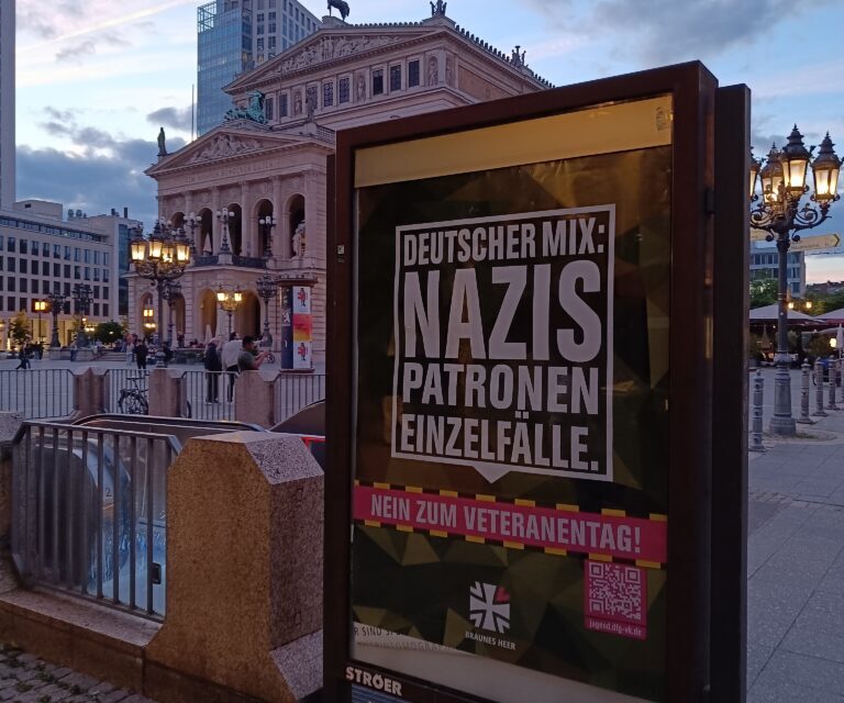 Frankfurt: Adbusting gegen das braune Heer