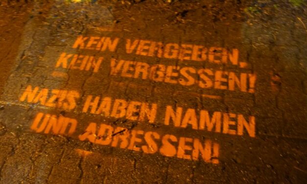 Häuser von AfD Politiker*innen angegriffen