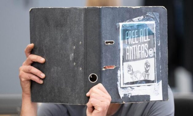 Eskalation im Dresdner Großprozess: Als Zeuge geladener Antifaschist in Haft genommen