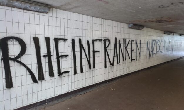 Wie Faschisten um die Universität kämpfen – Nazibursche Tobias Heuwinkel